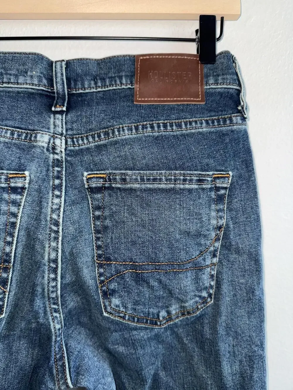 Hollister Epic Flex Boot Cut Jeans Men's 28x32 Medium Wash Denim